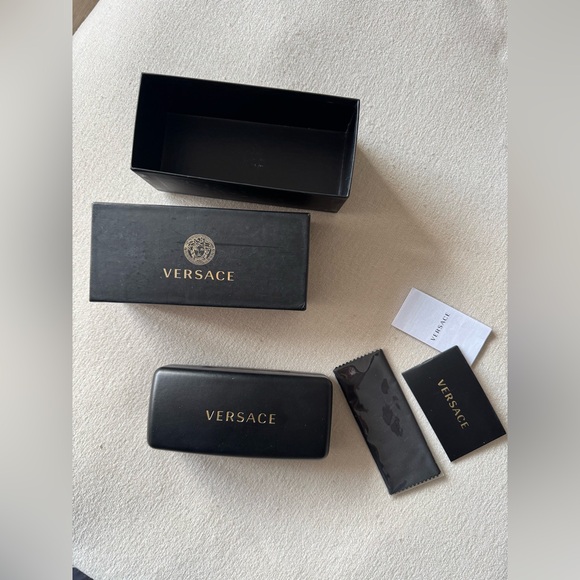 NIB Versace VE4440U Sunglasses - Picture 5 of 16